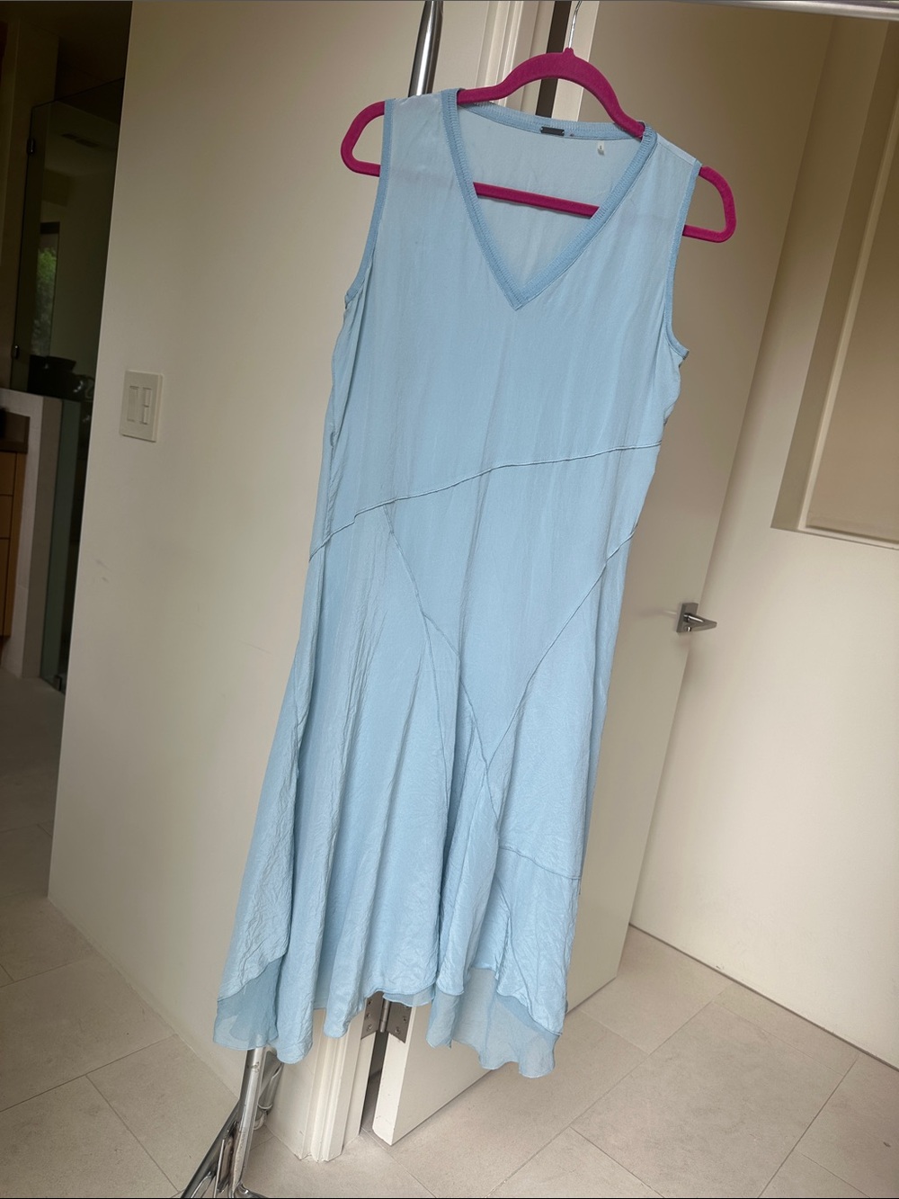 Elegant Elie Tahari Blue Silk Dress Size 6